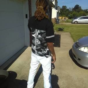 Meet your Posher, Lavert